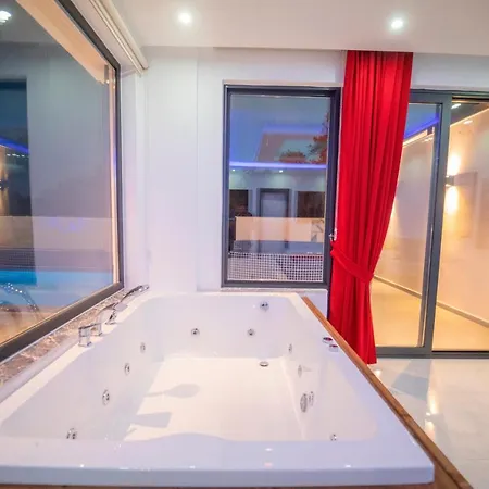 Tarhan 2 - 1 Bedroom With 2 Jacuzzi In Kalkan