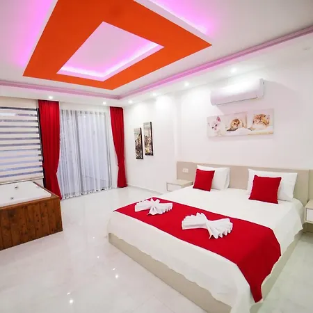 Tarhan 2 - 1 Bedroom With 2 Jacuzzi In Kalkan